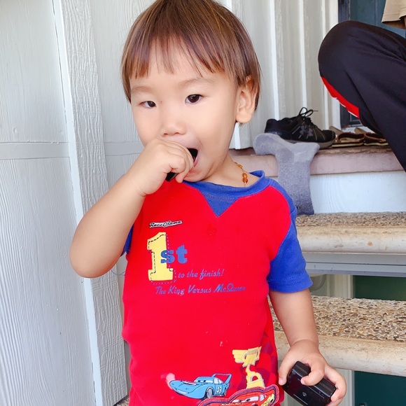 Legend Age Red Cherry Health Lipstick - Picture 6 of 8